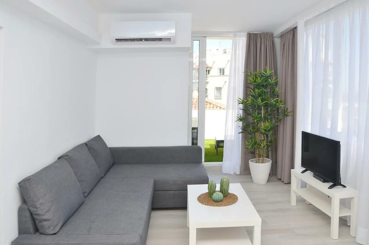 Canary Lofts Glorieta Santa Cruz de Tenerife 0*,  Espanha